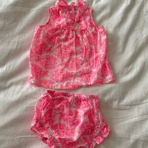 Vineyard Vines baby set